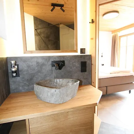 Appartement 295 *